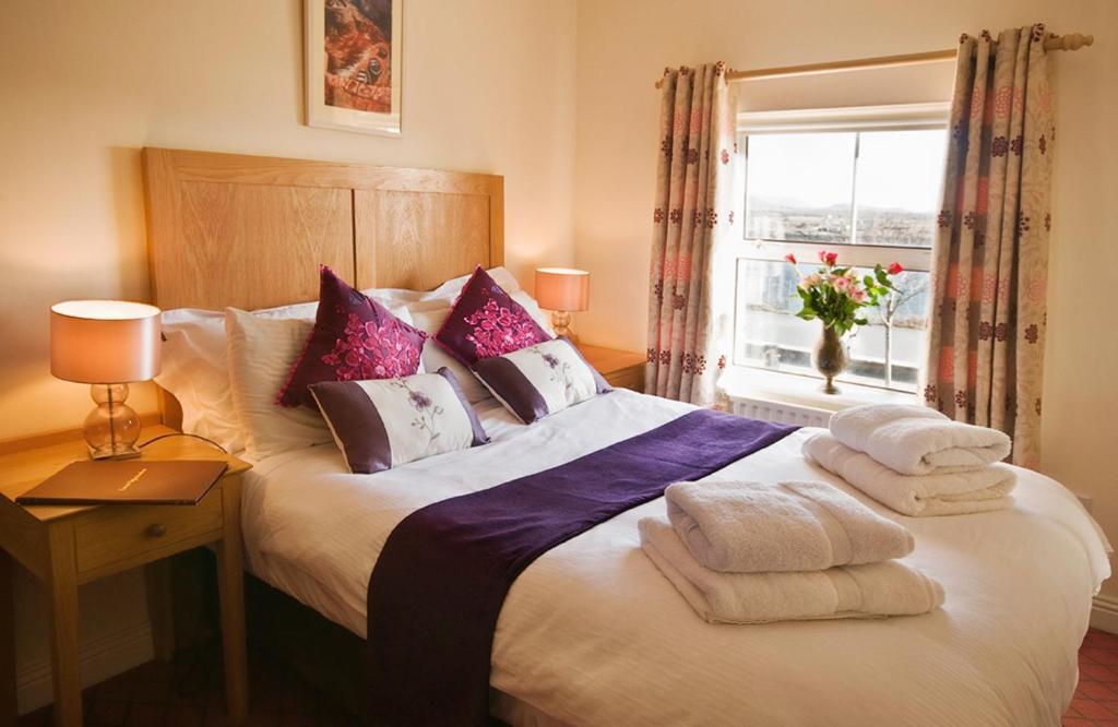 Roundstone Retreats Islandview B&B 객실 사진