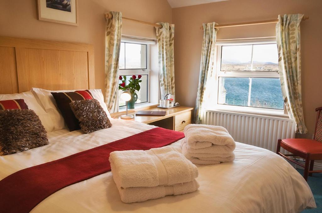 Roundstone Retreats Islandview B&B 객실 사진